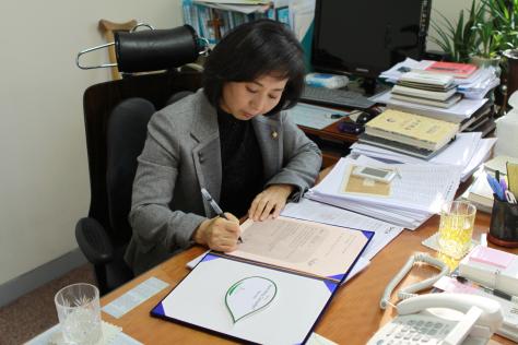 [나눔story] 한국장애인재단의 명사기부릴레이의 다섯번째 릴레이 주자가 탄생하였습니다.    의 관련 사진